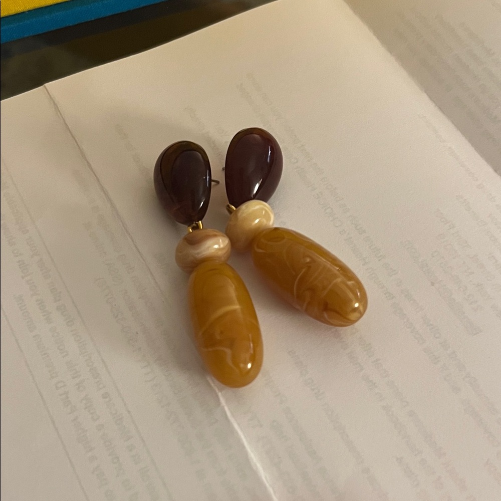 Sezane Dany Tan and amber resin drop earrings